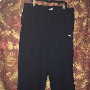Unisex Puma sweatpants.